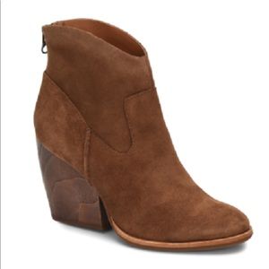 KORK-EASE Brown Lapra Ankle Boots sz
11 M NWT